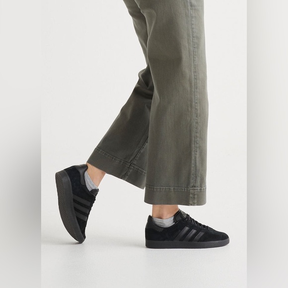 LuxTwill High Rise Trouser - Thyme | Duer - Picture 5 of 6